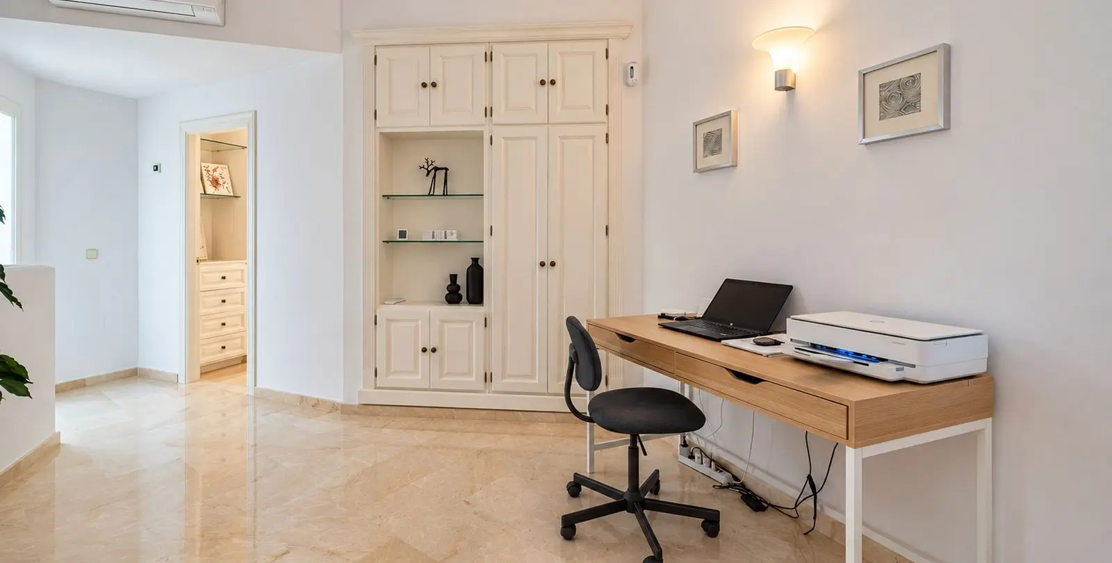 Venta de ático dúplex en Elviria 21