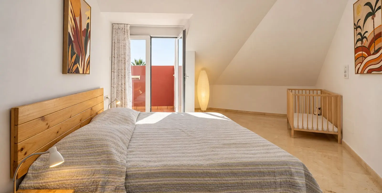 Venta de ático dúplex en Elviria 23