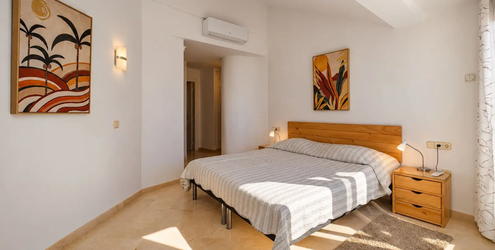 Venta de ático dúplex en Elviria 24