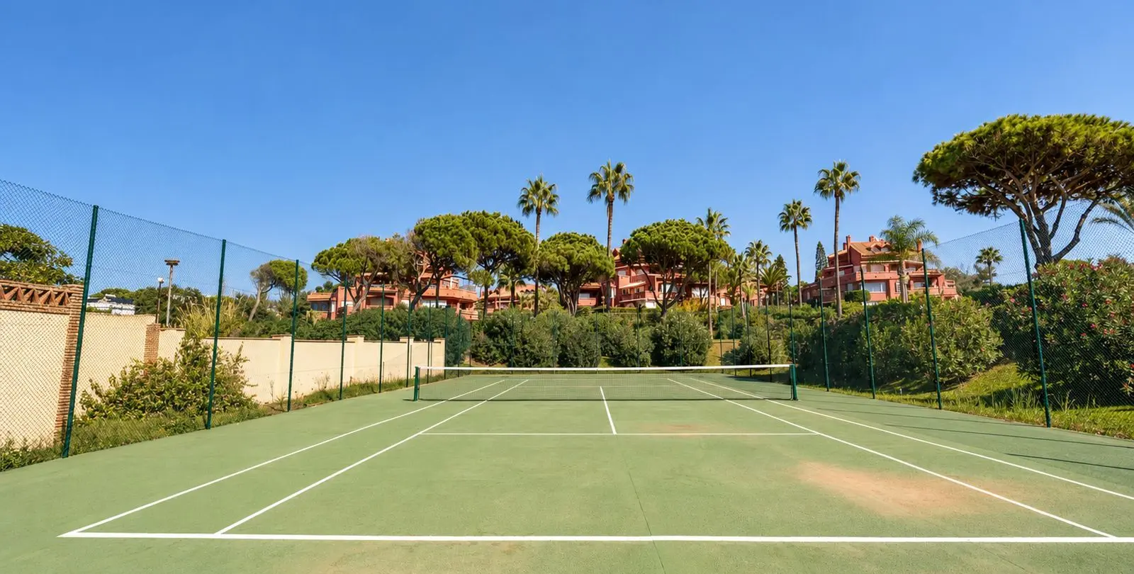 Venta de ático dúplex en Elviria 39