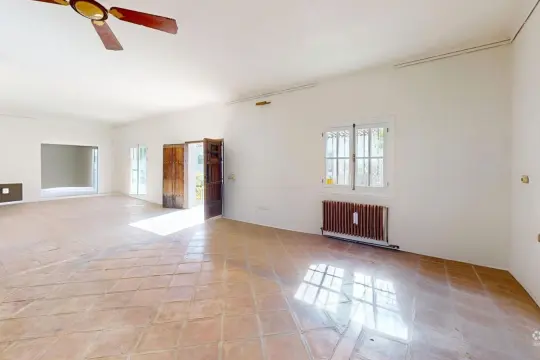 Image 7 thumb