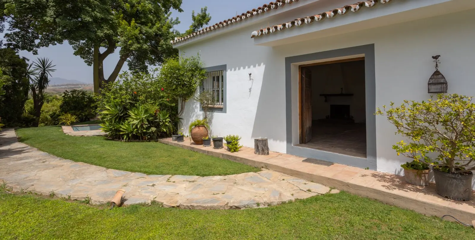 Venta de villa independiente en San Pedro de Alcántara 24