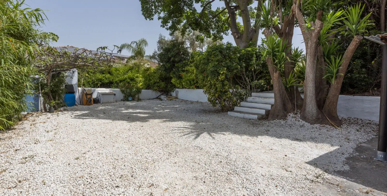 Venta de villa independiente en San Pedro de Alcántara 31