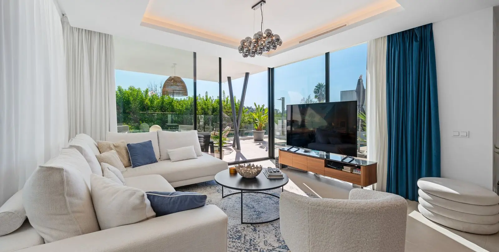 Venta de villa independiente en Estepona 4