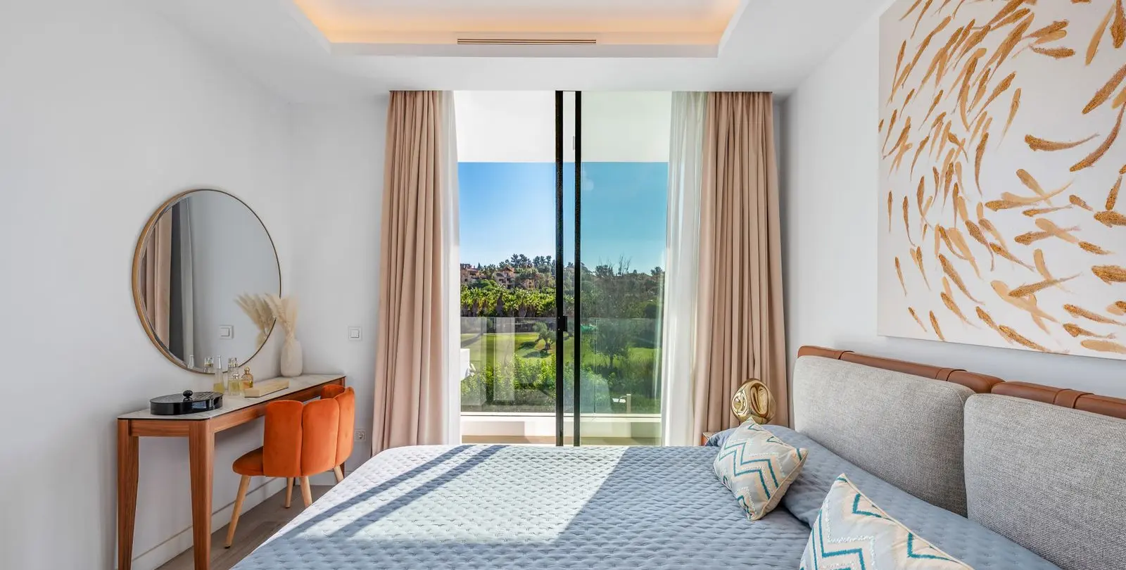 Venta de villa independiente en Estepona 14