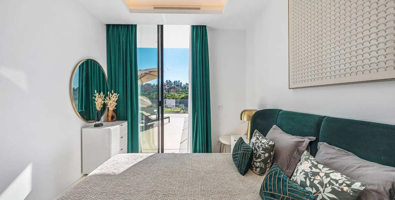 Venta de villa independiente en Estepona 19
