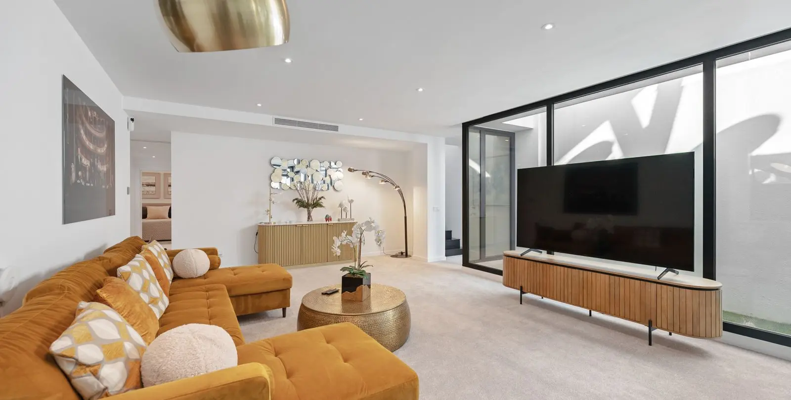 Venta de villa independiente en Estepona 31