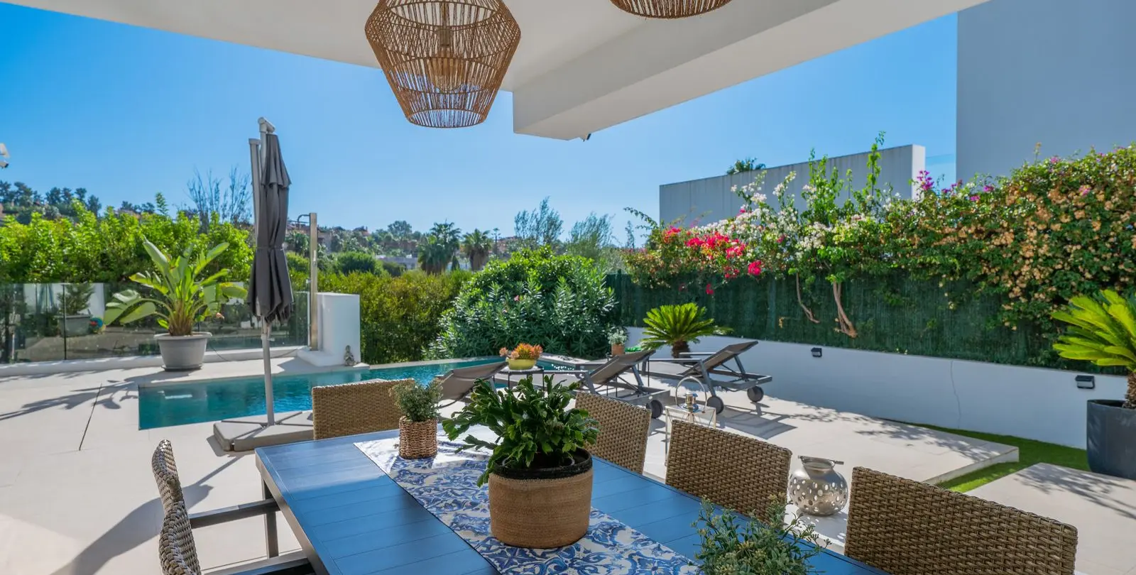 Venta de villa independiente en Estepona 32