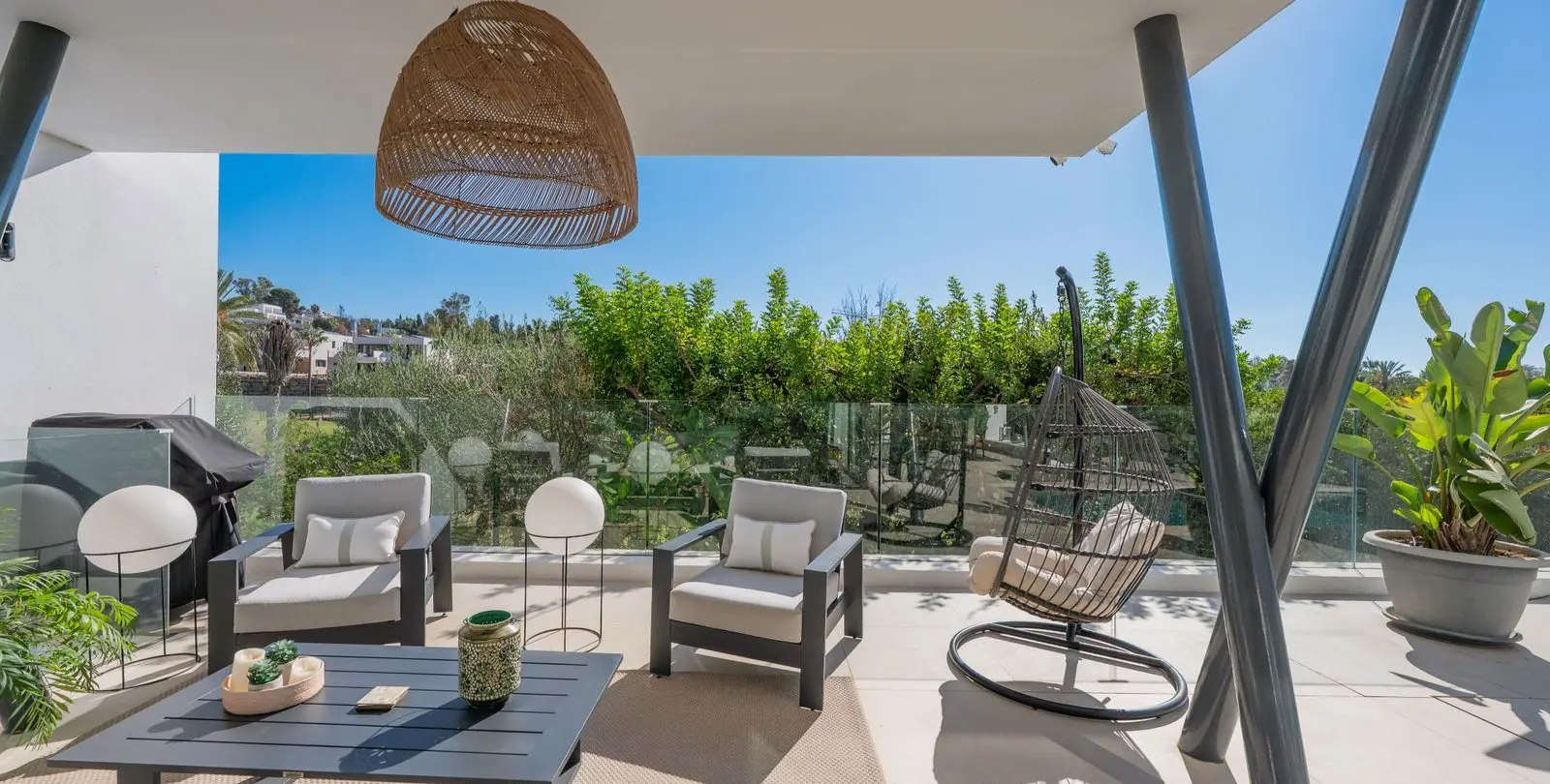 Venta de villa independiente en Estepona 33