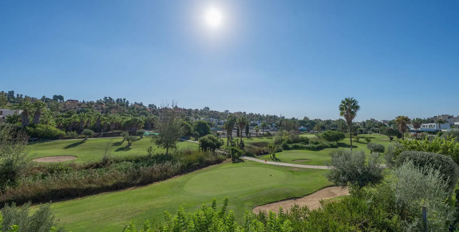 Venta de villa independiente en Estepona 37