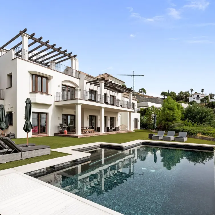 Venta de villa independiente en Benahavís