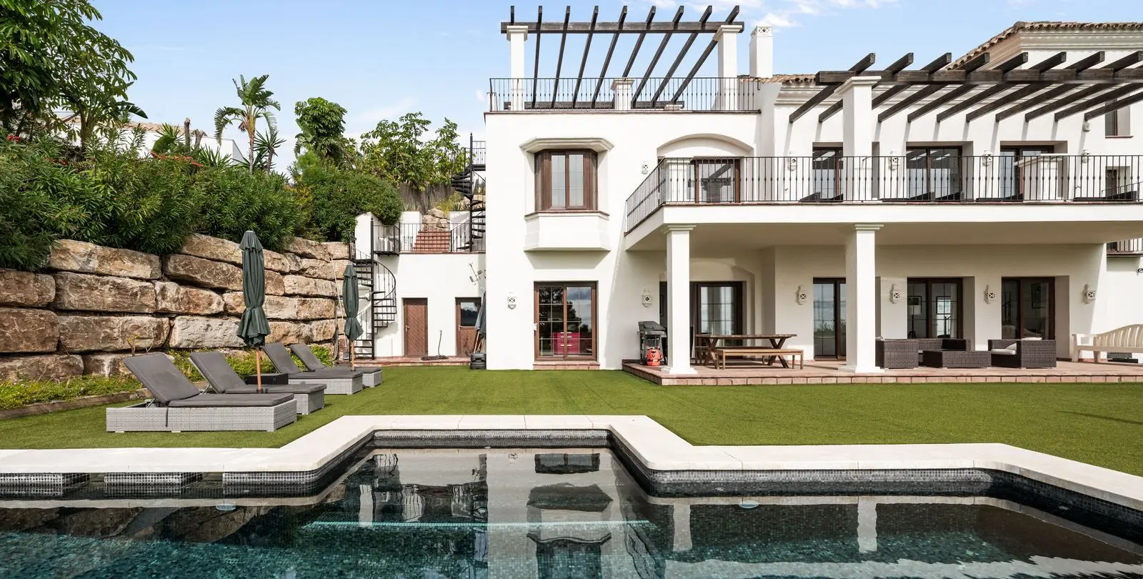 Venta de villa independiente en Benahavís 3