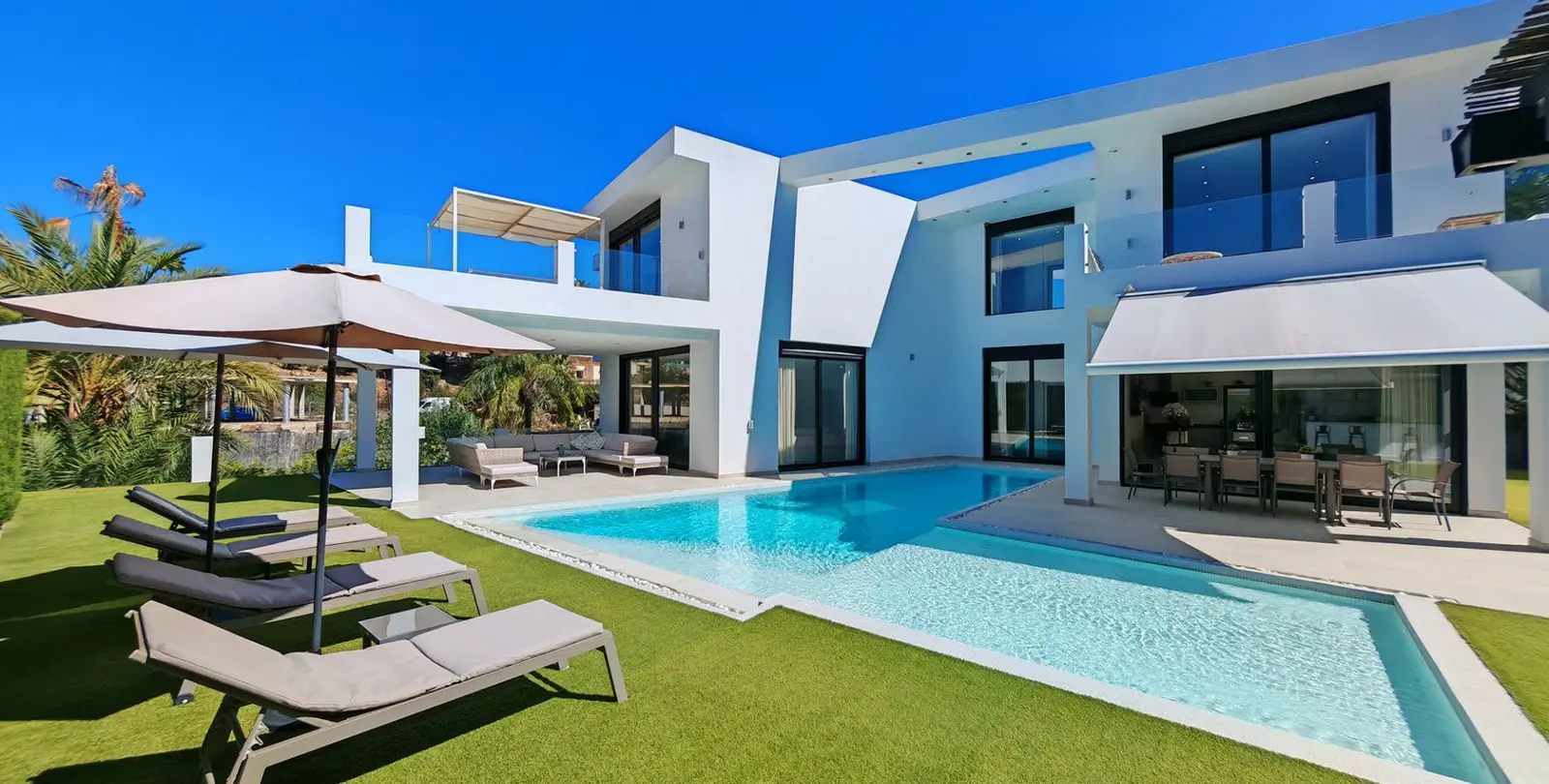 Venta de villa independiente en El Rosario 1