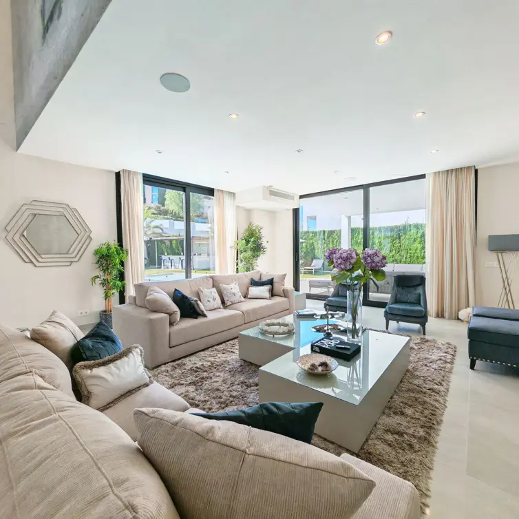 Venta de villa independiente en El Rosario