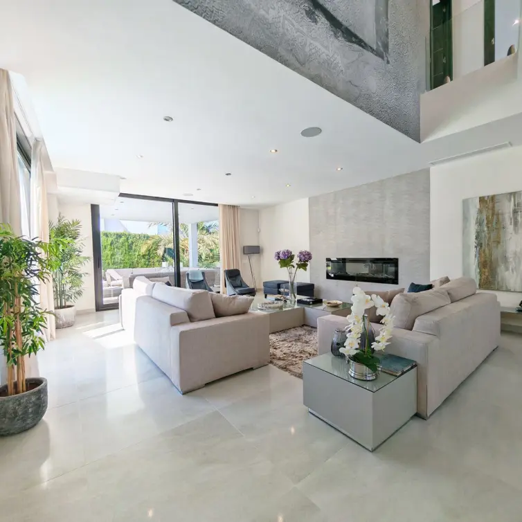 Venta de villa independiente en El Rosario