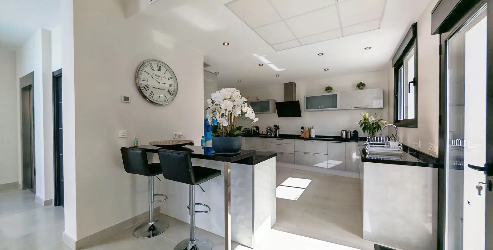 Venta de villa independiente en El Rosario 9