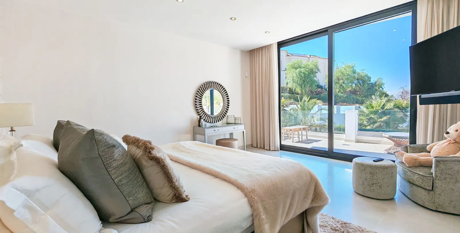 Venta de villa independiente en El Rosario 15