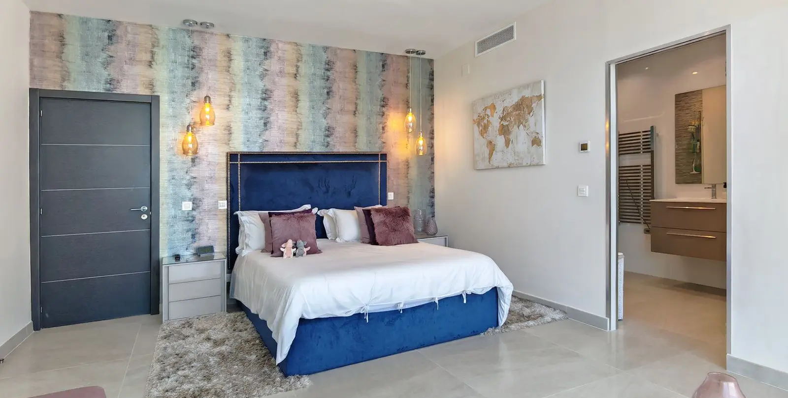 Venta de villa independiente en El Rosario 23