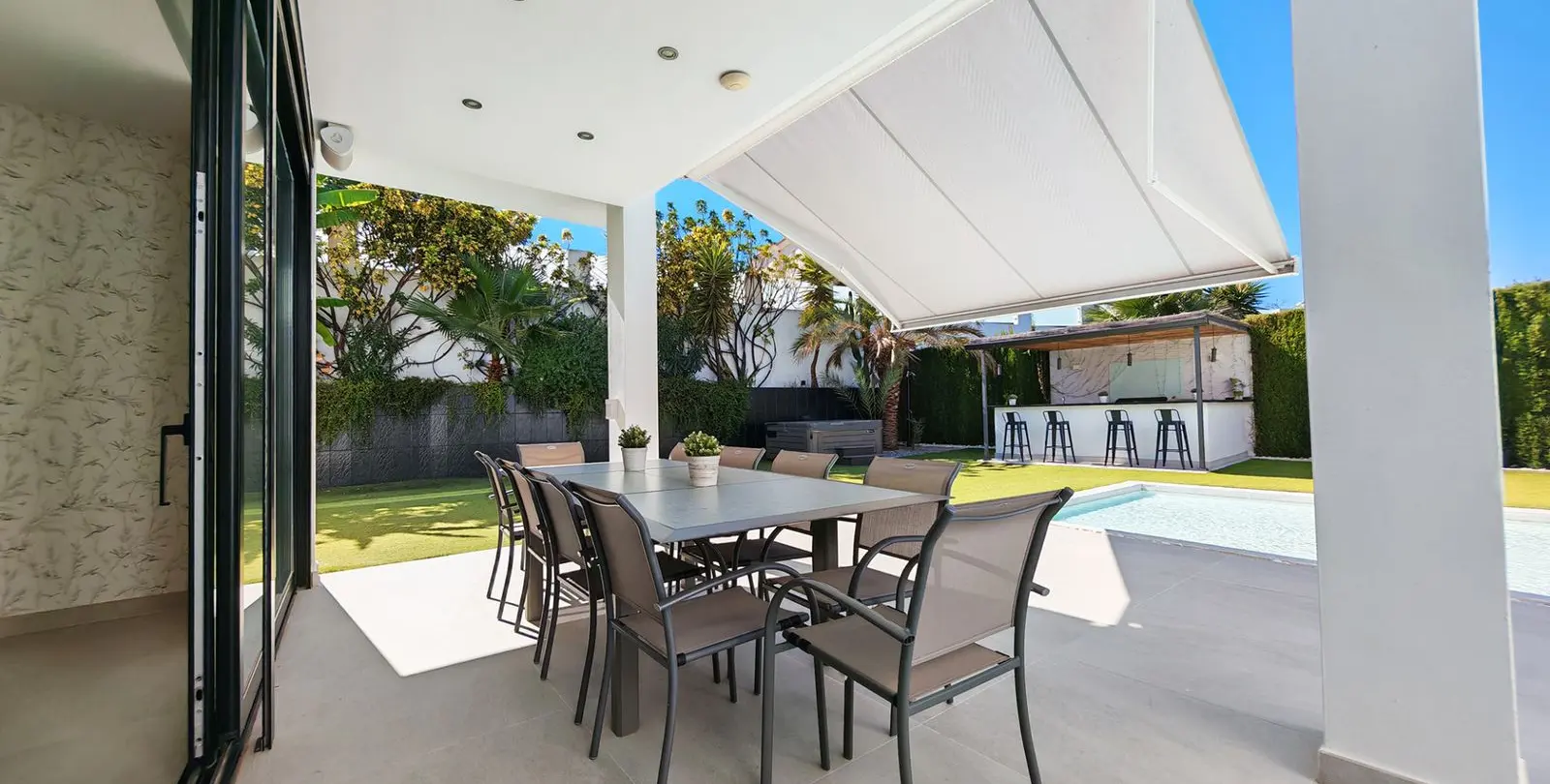 Venta de villa independiente en El Rosario 43