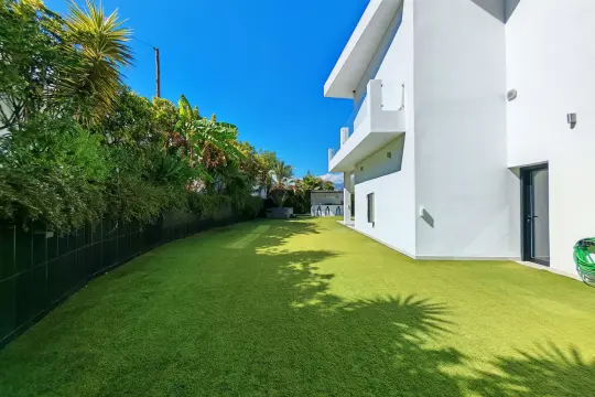 Image 44 thumb