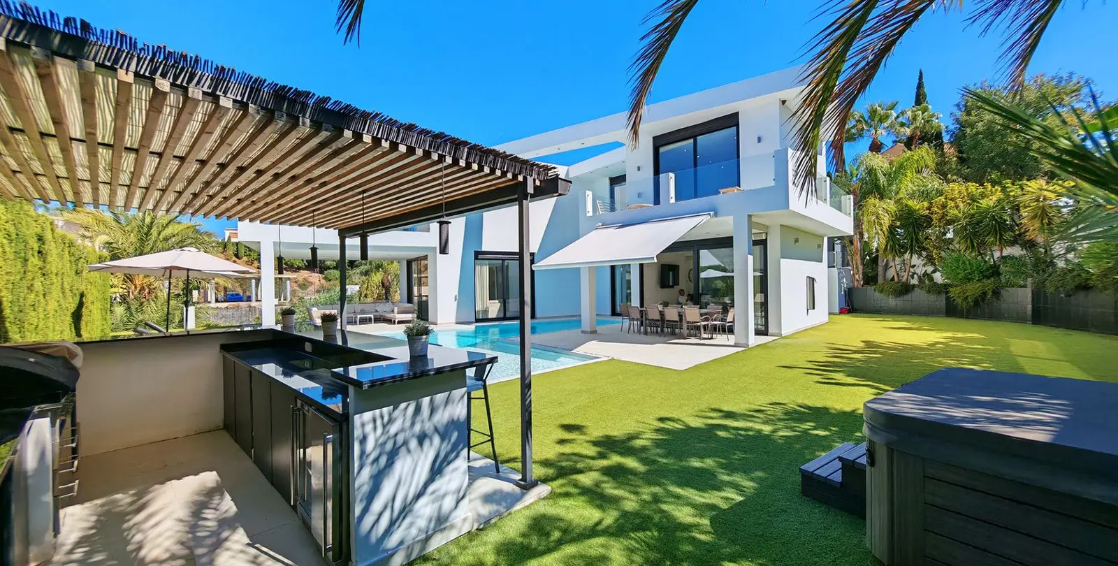 Venta de villa independiente en El Rosario 49