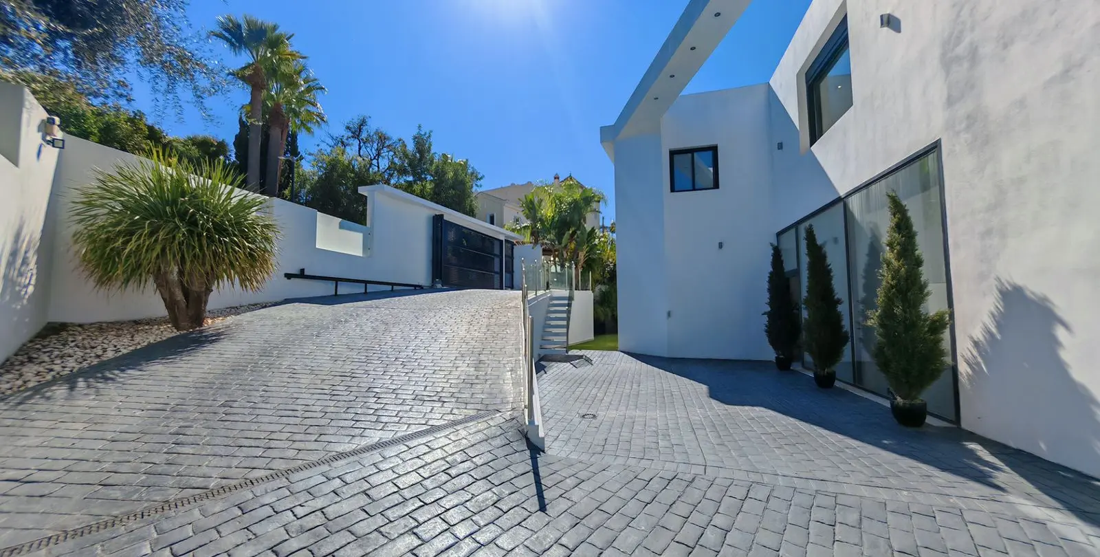 Venta de villa independiente en El Rosario 60