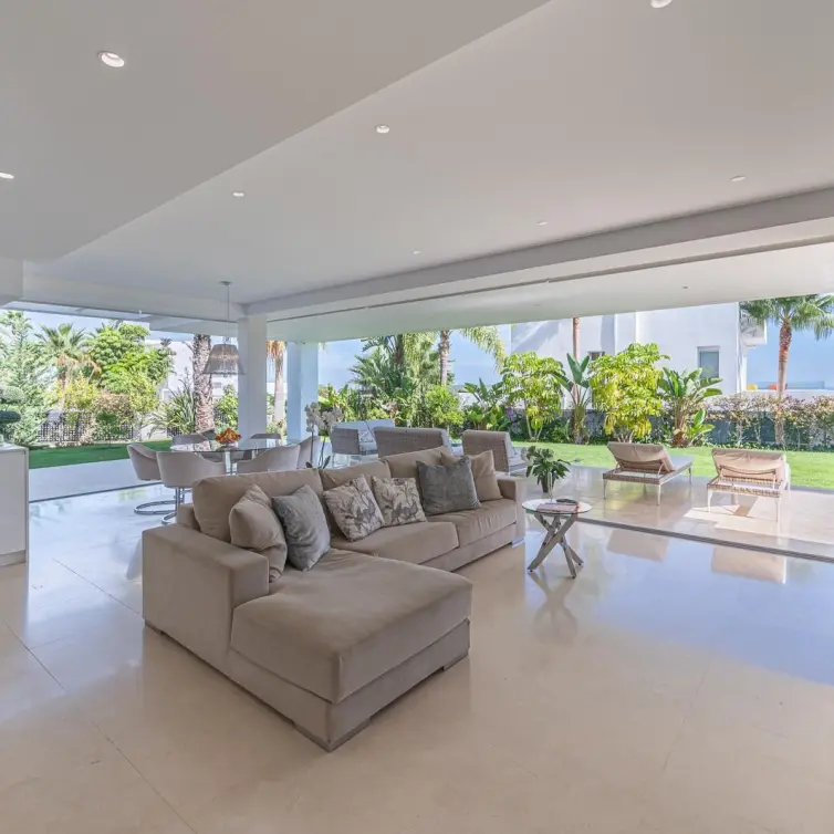 Venta de villa independiente en Marbella