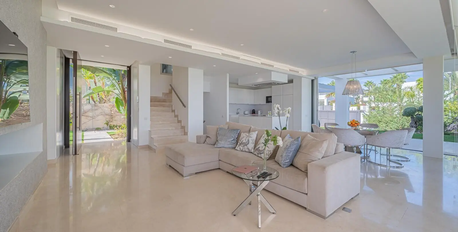Продажа  отдельно стоящей виллы в Marbella 4