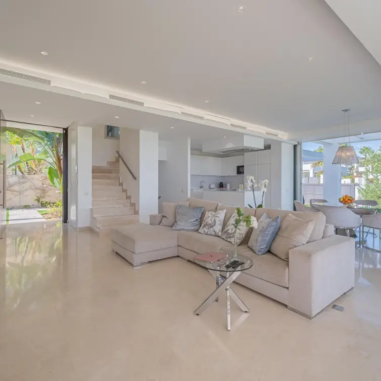 Venta de villa independiente en Marbella
