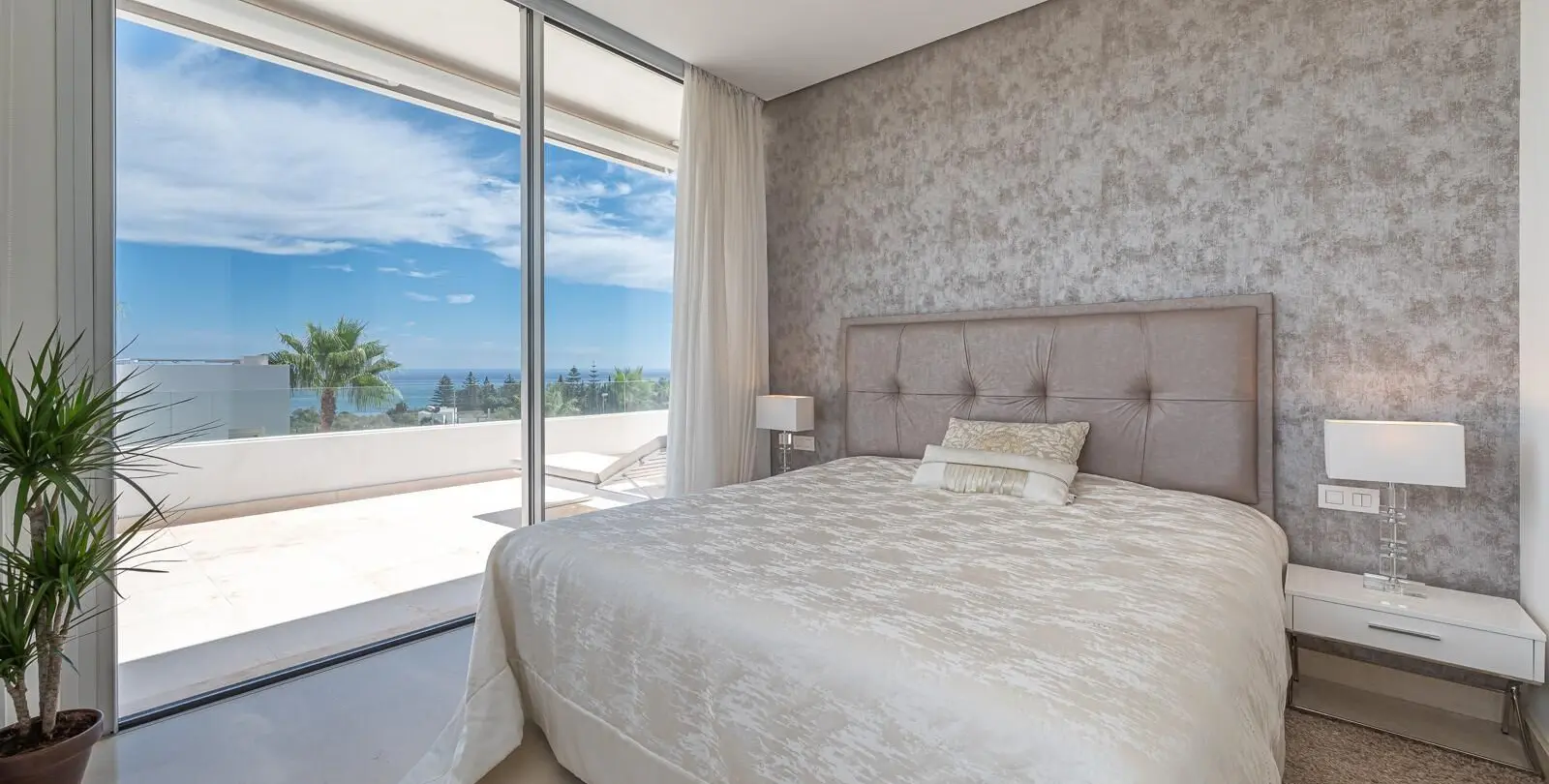 Продажа  отдельно стоящей виллы в Marbella 16
