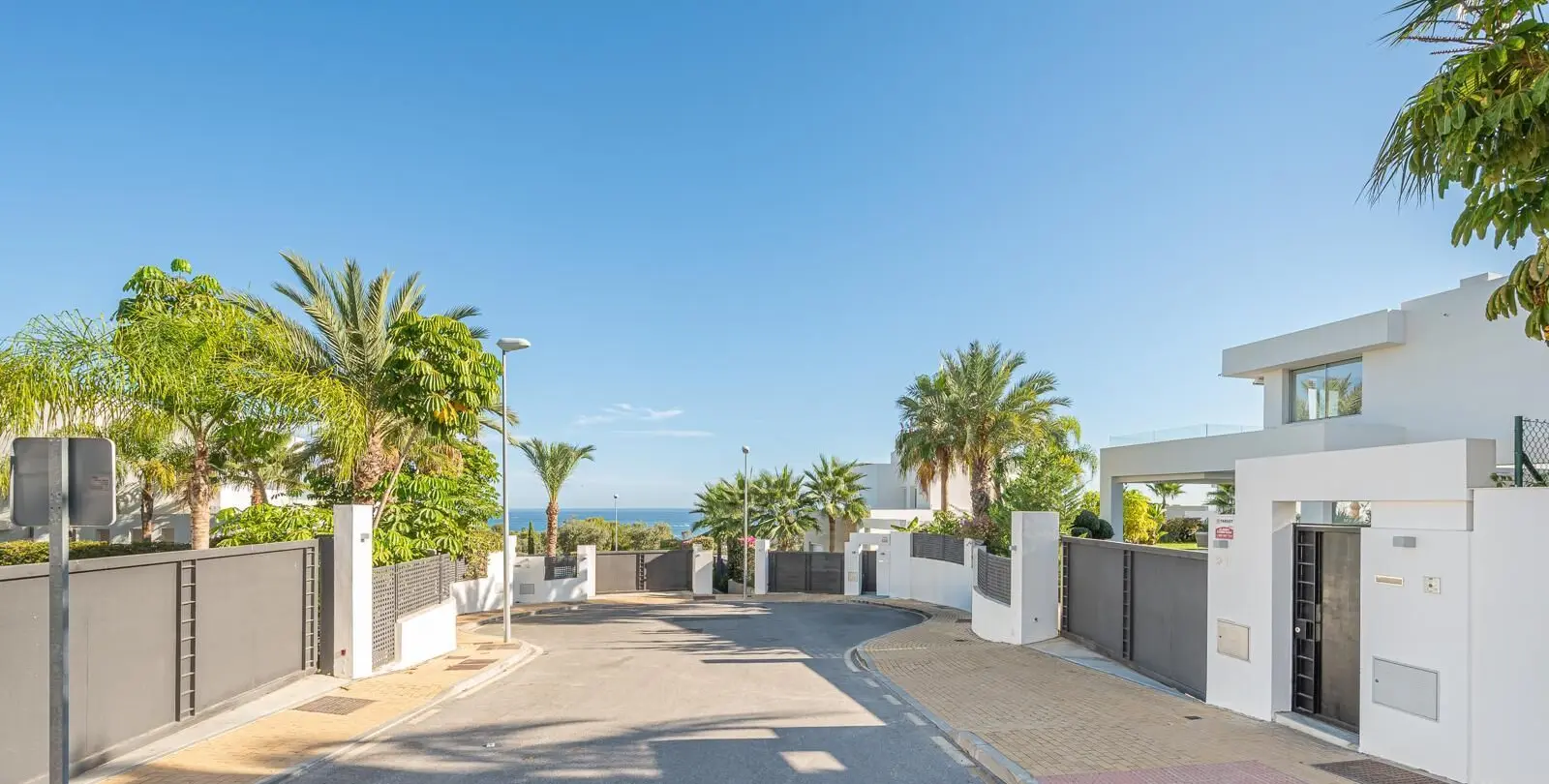 Продажа  отдельно стоящей виллы в Marbella 31