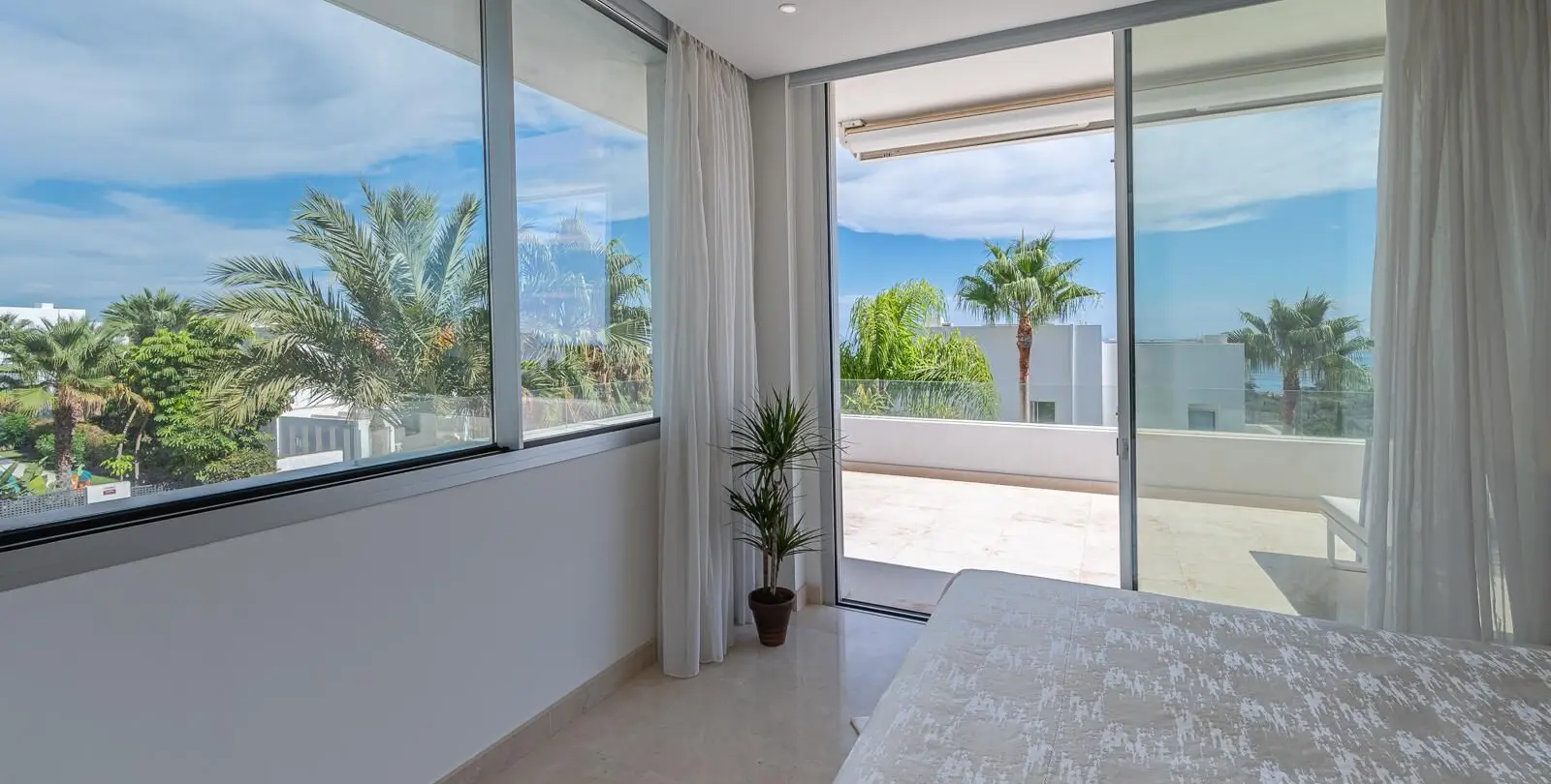 Продажа  отдельно стоящей виллы в Marbella 37