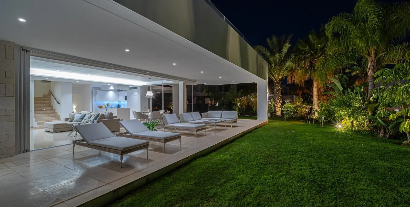 Продажа  отдельно стоящей виллы в Marbella 44