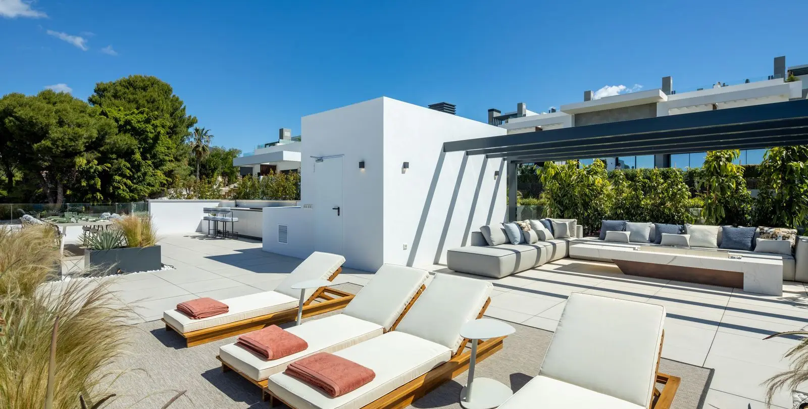 Venta de villa independiente en Río Real 20