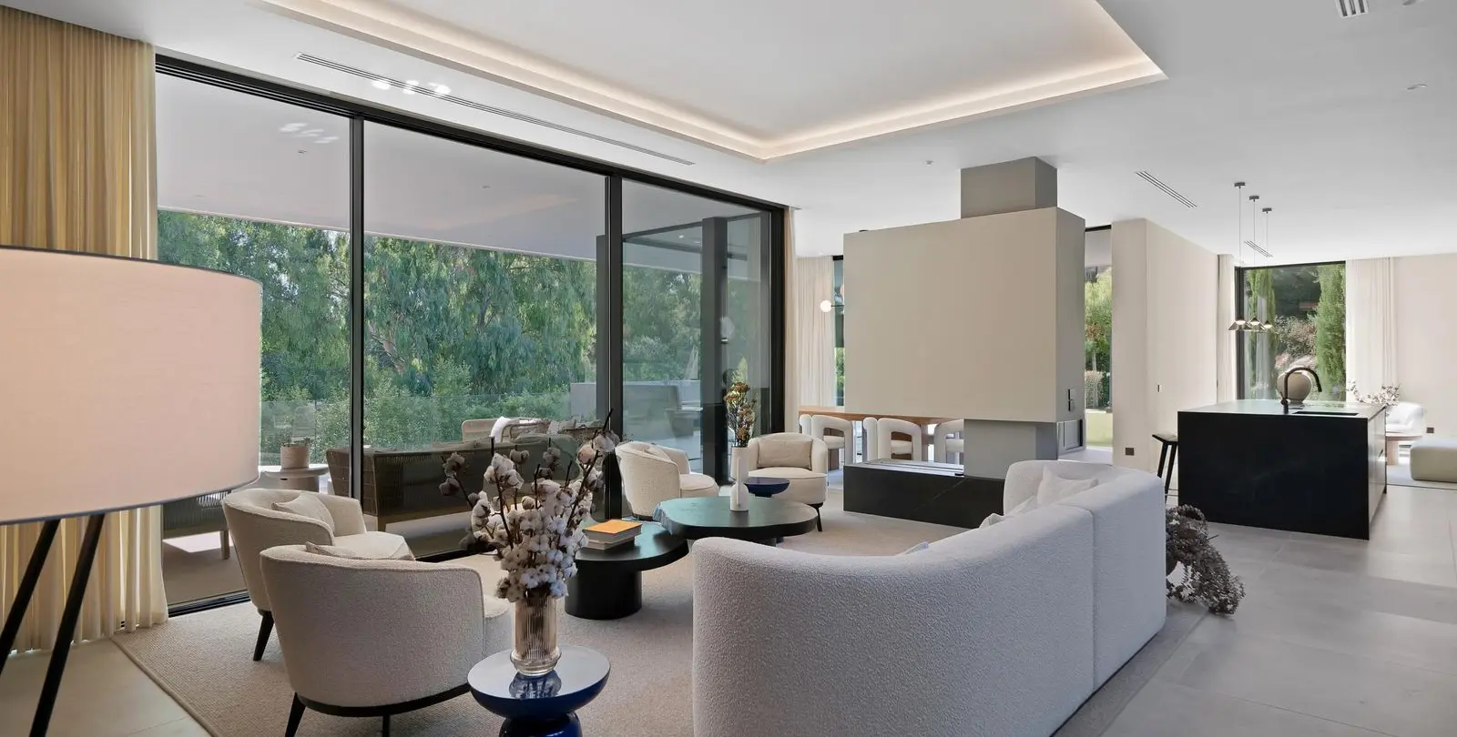 Venta de villa independiente en Marbella 2