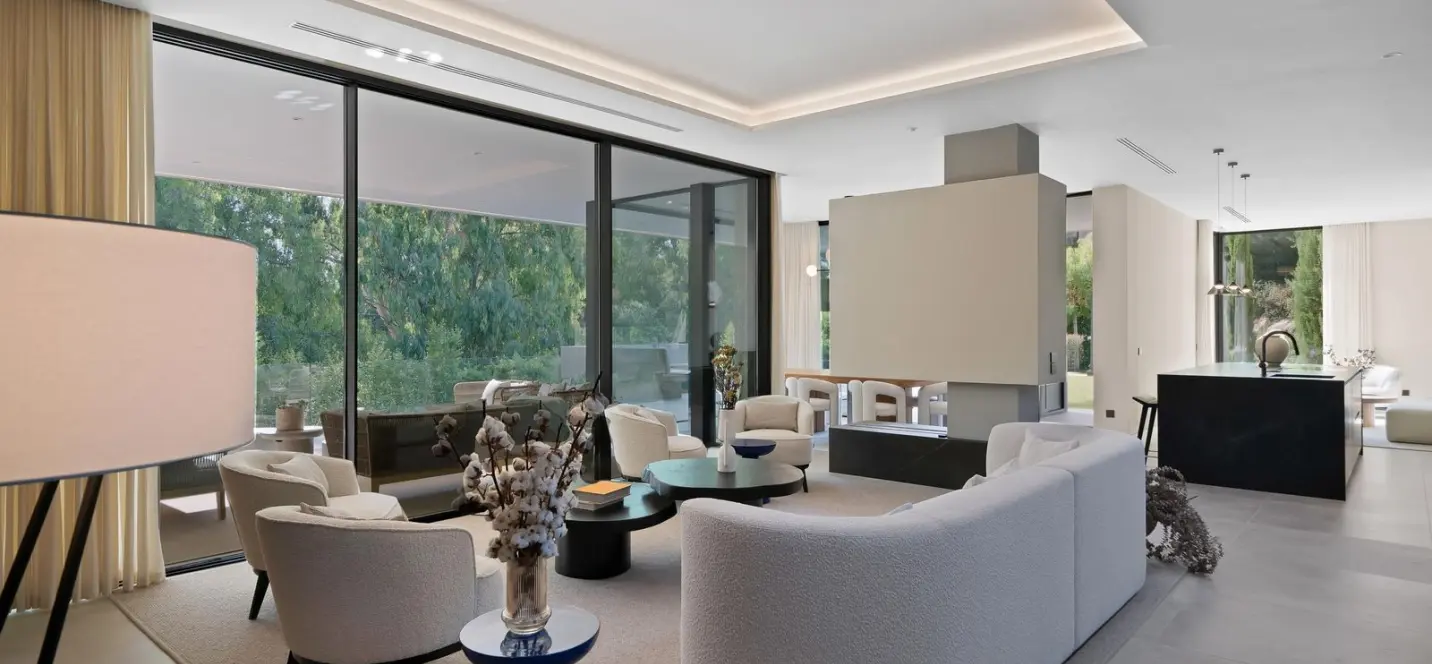 Venta de villa independiente en Marbella 1