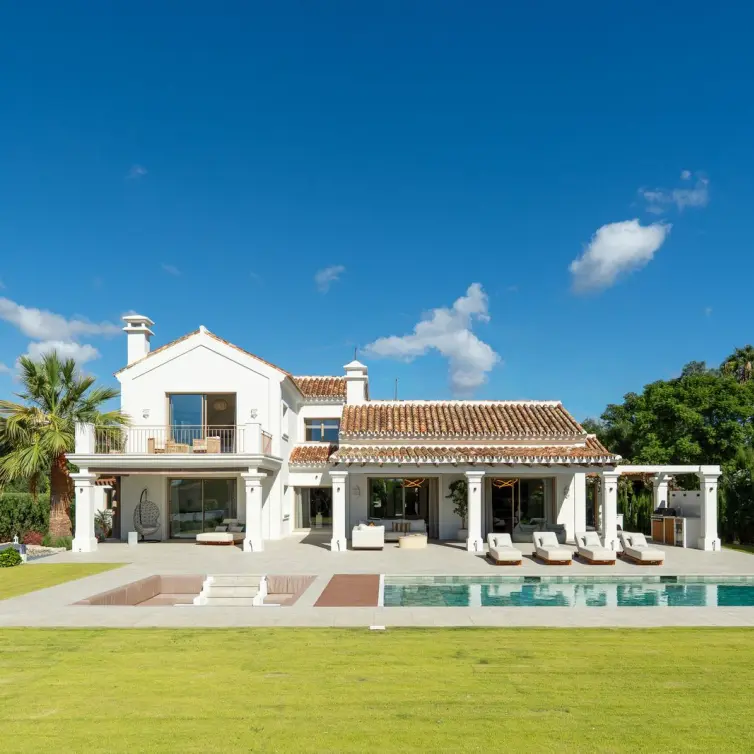 Venta de villa independiente en El Rosario