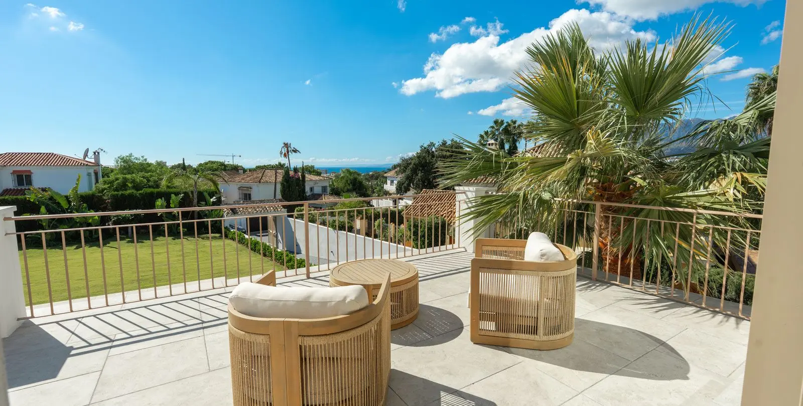 Venta de villa independiente en El Rosario 14