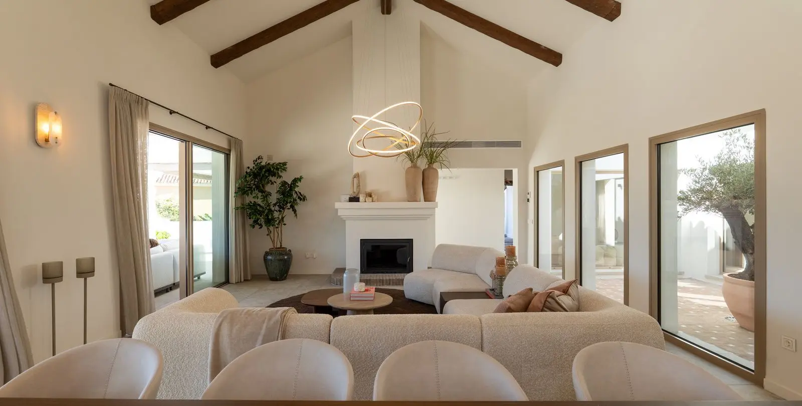 Venta de villa independiente en El Rosario 26