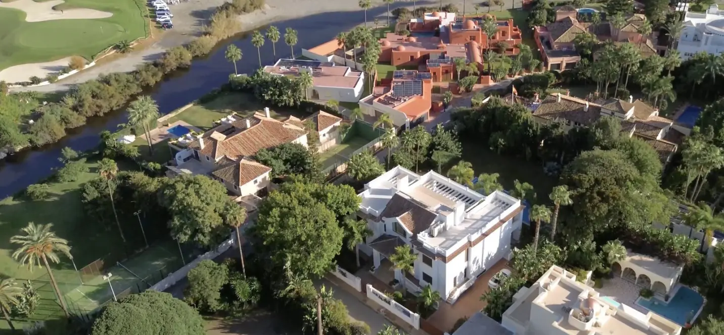 Venta de villa independiente en Guadalmina Baja 2