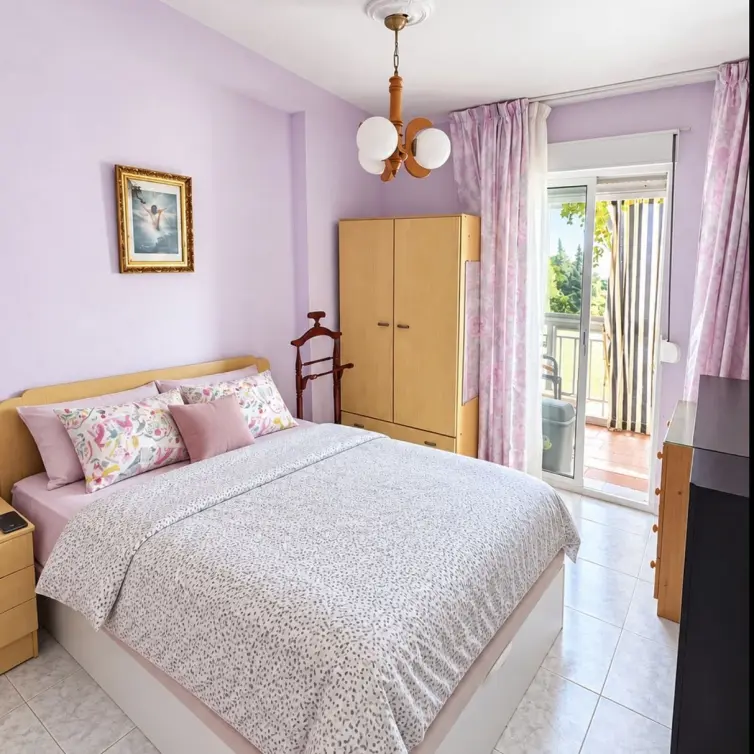 Venta de apartamento en planta media en Torremolinos