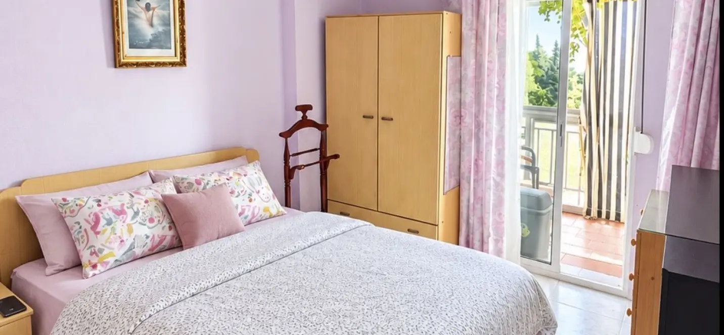 Venta de apartamento en planta media en Torremolinos 0