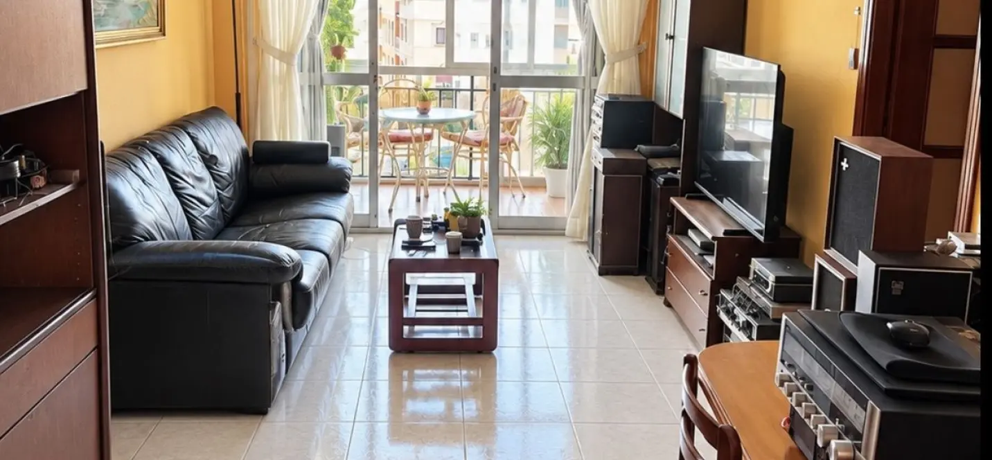 Venta de apartamento en planta media en Torremolinos 4