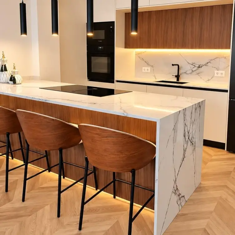 Venta de apartamento en planta media en La Trinidad