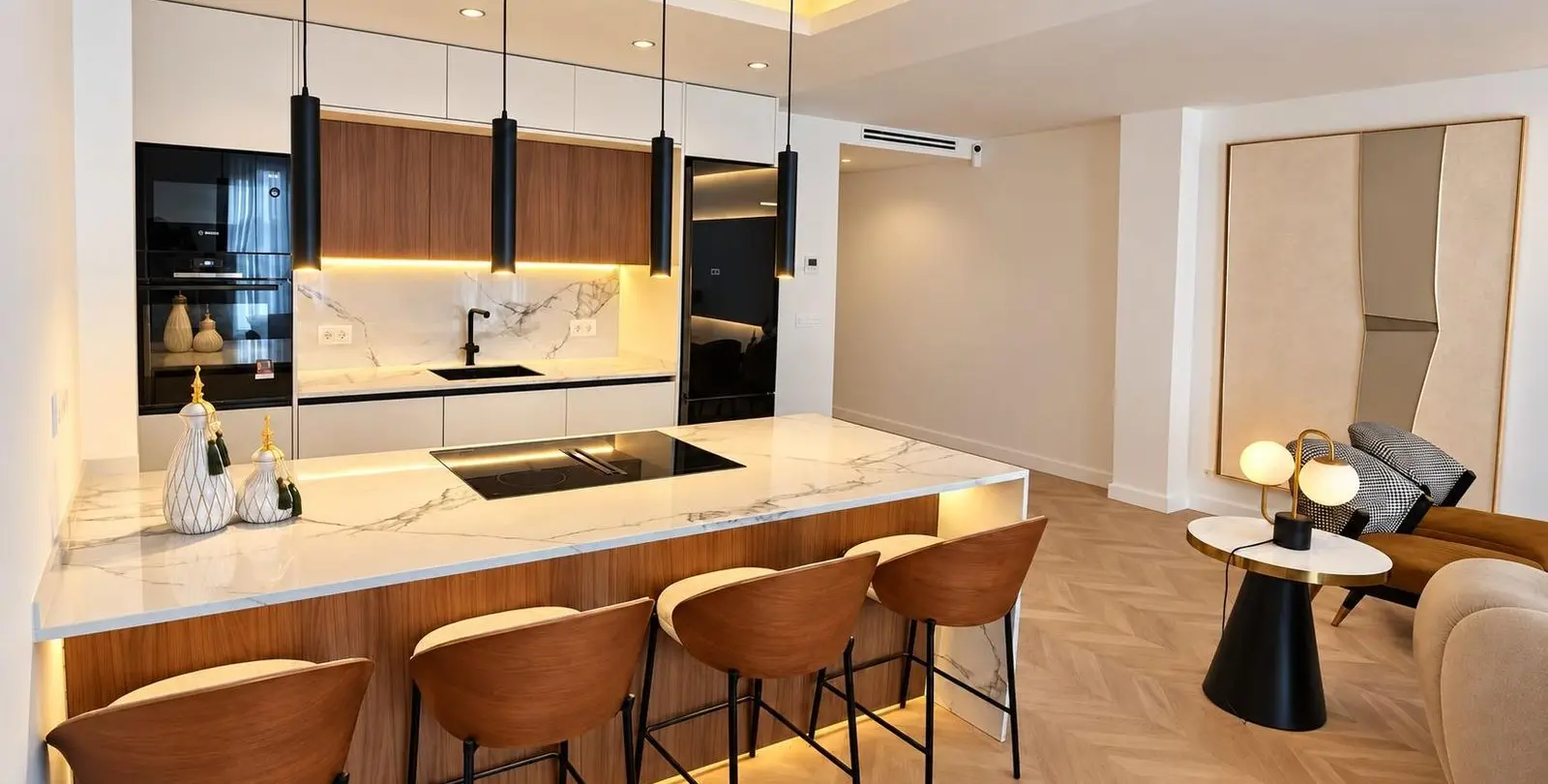 Venta de apartamento en planta media en La Trinidad 5