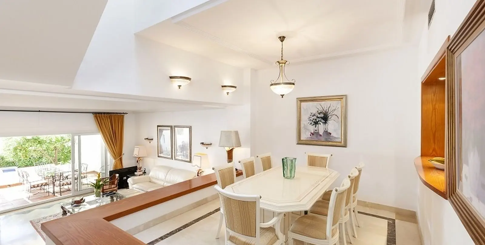 Sale of townhouse in Nueva Andalucía 6