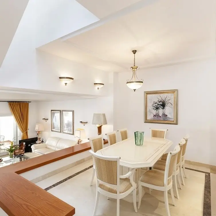 Sale of townhouse in Nueva Andalucía