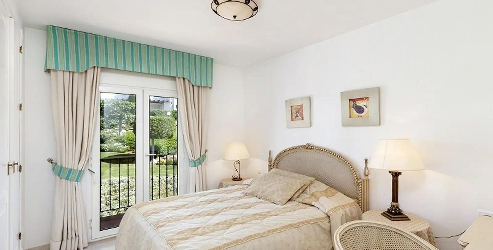 Sale of townhouse in Nueva Andalucía 9