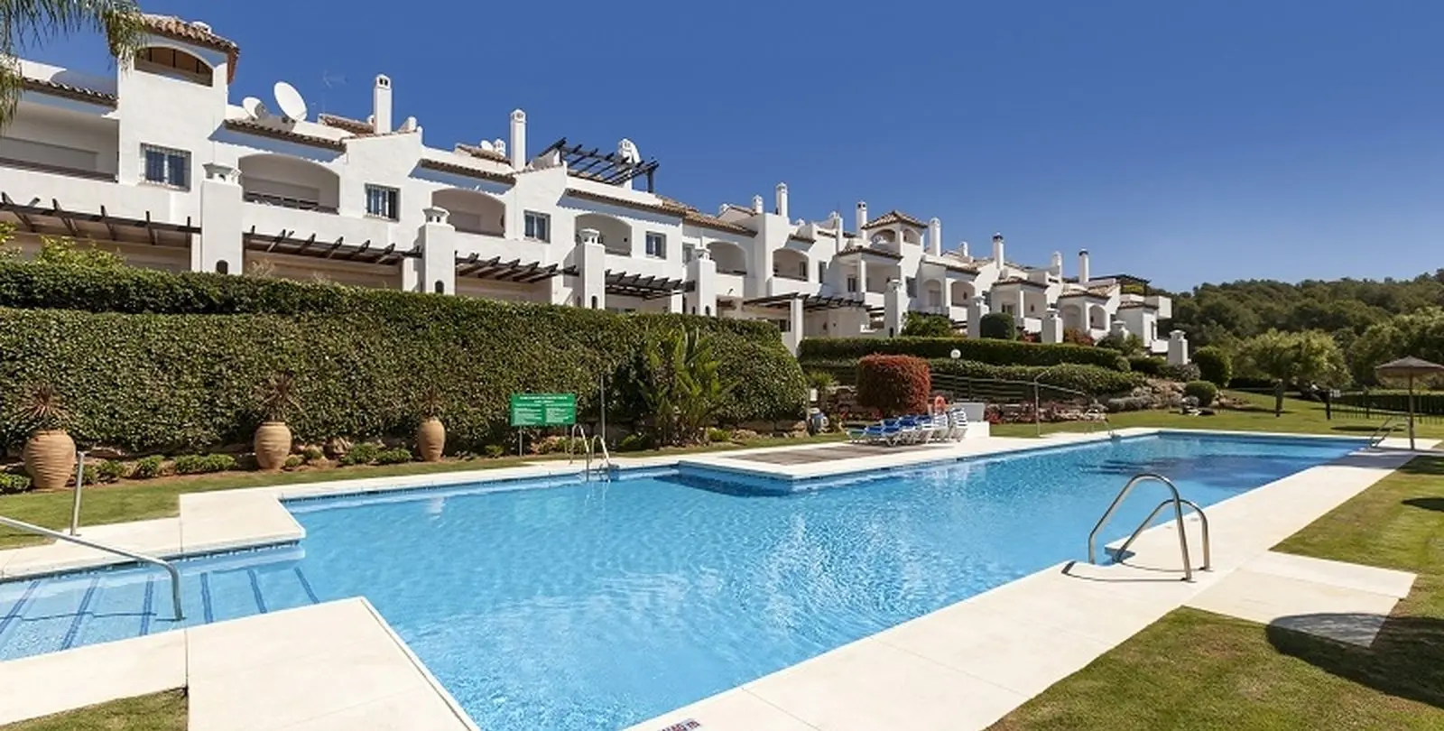 Sale of townhouse in Nueva Andalucía 20