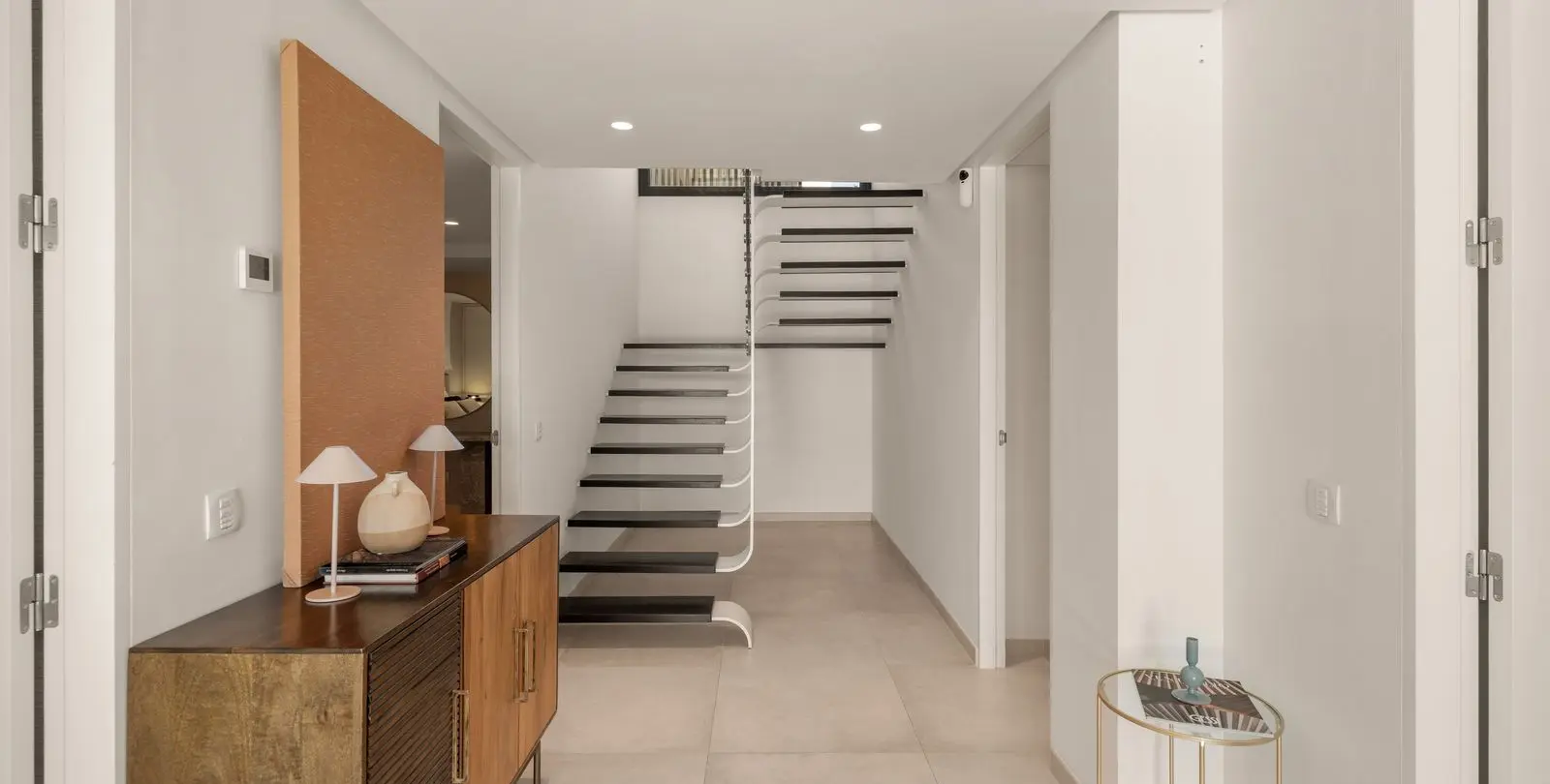 Sale of detached villa in Nueva Andalucía 26